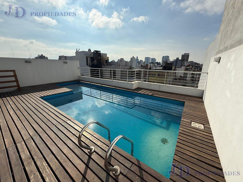 Impecable Semipiso Tres Ambientes Con Cochera Y Pileta En Nuñez