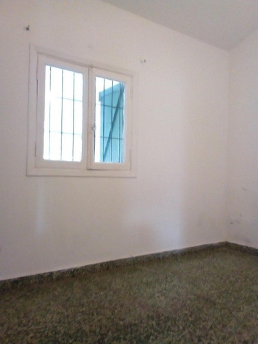 Imagen 6 de 12 de Casa Sola En El Lote. Gas Natural. Lote Libre