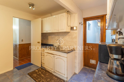 Casa De 5 Dormitorios Y 3 Baños En Villa Residenci...