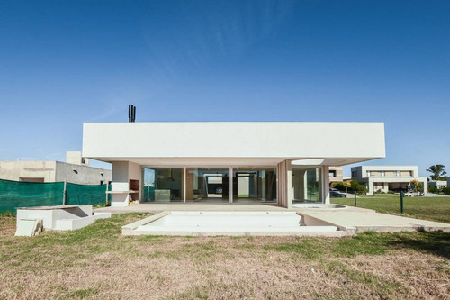 Venta Casa Moderna A Estrenar En Vida Funes
