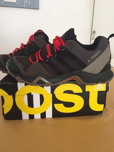 Zapatillas adidas Terrex Ax2r. Goretex
