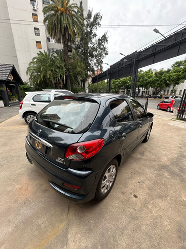 Peugeot 207 1.4 Active 75cv