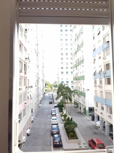 Imagem 11 de 12 de Boqueirão- Apto 1 Dorm- Frente Mar- Vg Col- Oportunidade!!!