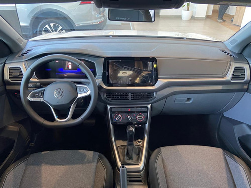 Volkswagen T-Cross TRENDLINE AUT 200TSI