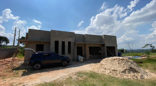 Casa / Construção De Alto Padrão