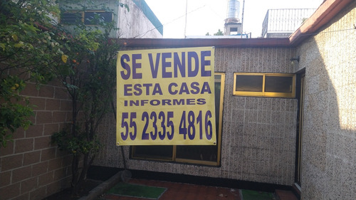 Vendo Casa De Una Planta,excelente Ubicación.