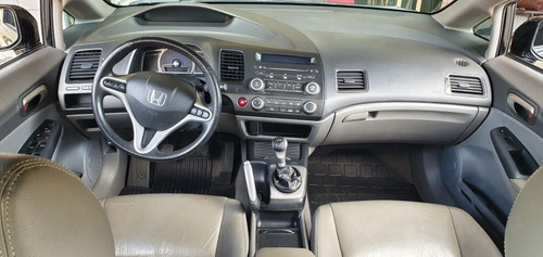 Imagem 7 de 9 de Honda Civic 2010 1.8 Lxl Couro Flex 4p