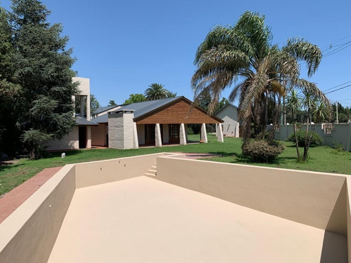 Imagen 4 de 18 de Casa Quinta Venta - Rio Cuarto - Categoria