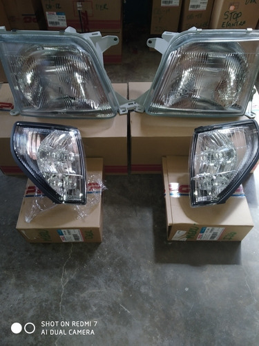 Faro Toyota Meru Prado Cristal Vidrio Derecho Izquierdo