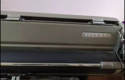 Maquina De Escribir Olivetti Modelo Lexicon 80, En Uso (Usado)