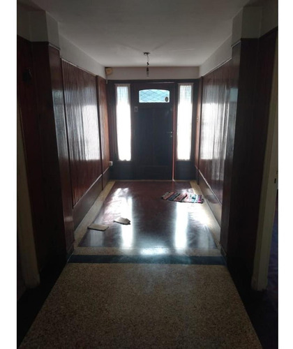 Imagen 6 de 8 de Ph Al Frente Con Patio, Terraza Y Garage Para 3 Autos