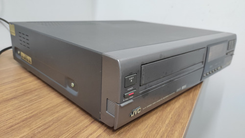Vídeo Cassete Jvc Super Vhs Hr-s4700u C/controle (Usado)