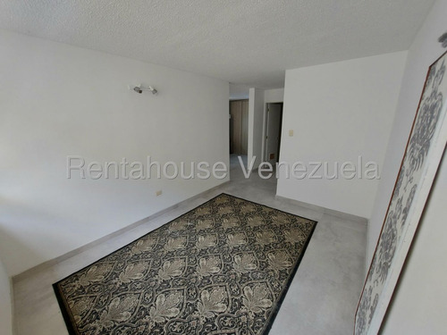 Km Apartamento (1 Nivel) En Alquiler En El Encantado, Distrito Metropolitano