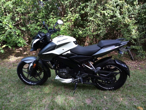 Bajaj Rouser Ns 200