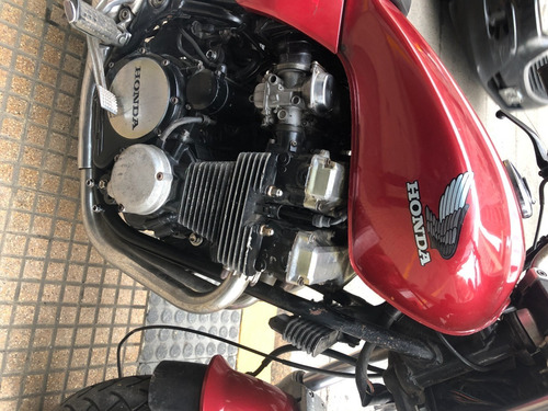 Honda Nighthawk 650 Cardanica