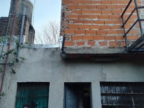 Casa En Venta - Cce. Florencio Varela