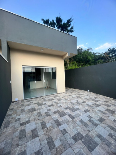 Casa Nova - Praia Massaguaçu - Caraguatatuba - 79,40m²