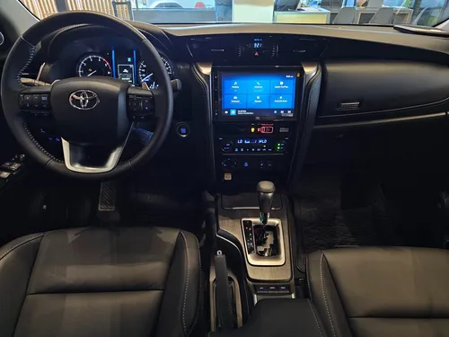Toyota Fortuner 2.8 Diesel Srv 4X4 At