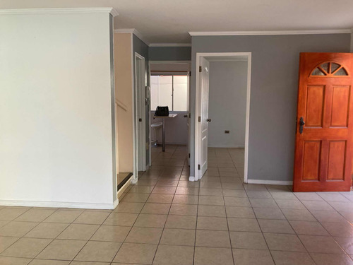 Arriendo Casa Interior Condominio Vista Hermosa Vi