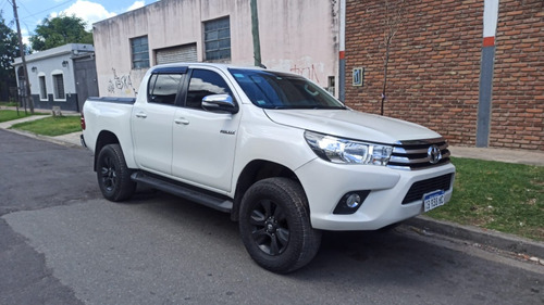 Toyota Hilux 4 × 4 Automatica 