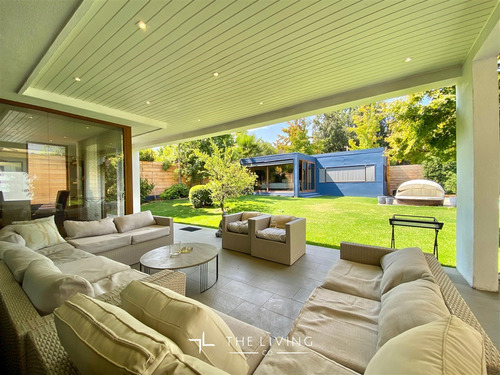 Gran Casa En Venta De 5d - 5b En Los Trapenses, Lo Barnechea