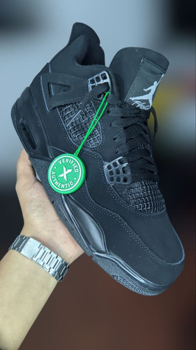 Jordan Retro 4 Black Cat (Usado)