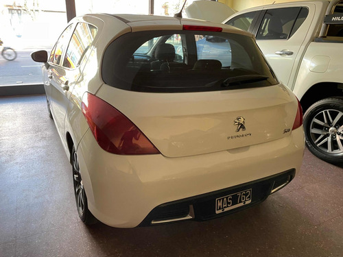 Imagen 5 de 9 de Peugeot 308 2013 1.6 Allure Nav 115cv