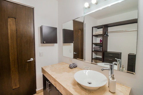 Condo W San Charbel
