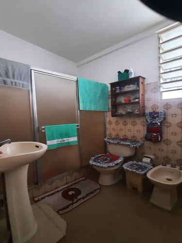 Casa En Venta En Bejuma Amplio Estacionamiento Tanque Subterraneo Cercano A Comercios Y Autopista Bejuma Carabobo
