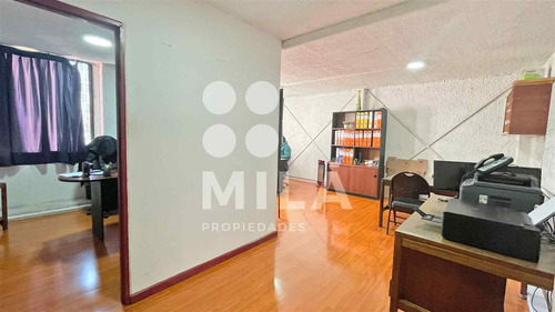 15% Bajo Tasación. Edificio De 4 Pisos De Múltiples Espacios