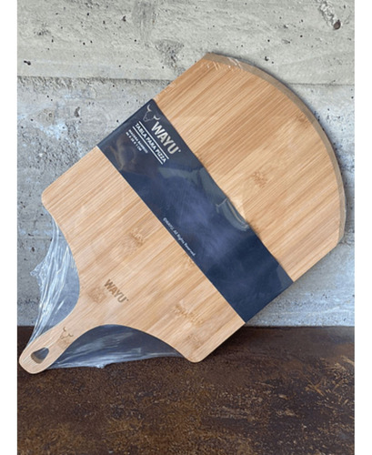 Tabla Para Pizza Wayu 46x28 Con Mango Bambu Premium Bbq