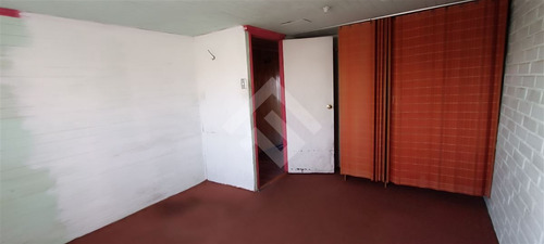Casa En Venta De 3 Dorm. 2 Baños En Maipú
