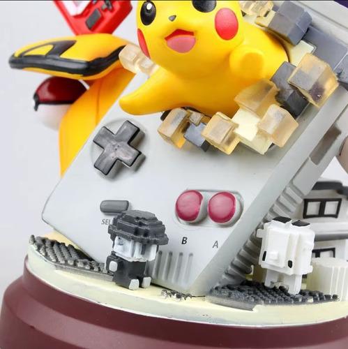 Figura Anime Coleccion Pokemon Gk Gameboy Mew Pikachu