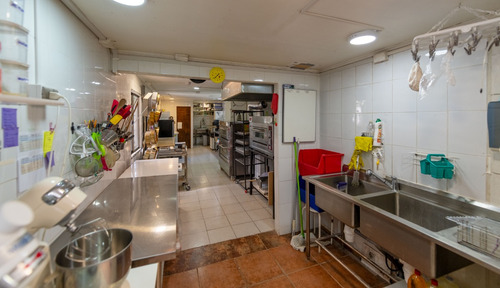 Casa Con Local Comercial Av. Inés De Suárez, Temuco