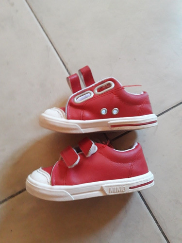 Zapatillas Mimo.de Cuero Con Abrojo Talle 22 Un Uso