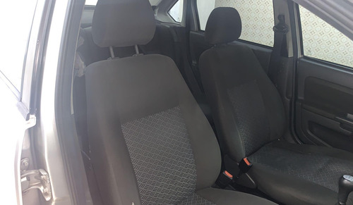 Imagem 9 de 14 de Ford Fiesta Sedan Personnalité 1.0 8v