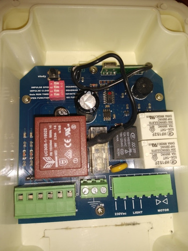Imagen 2 de 3 de Control Electrónico Para Puerta Santa Maria