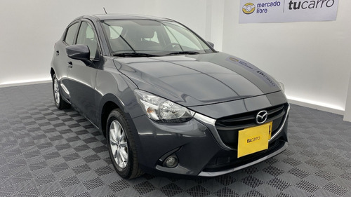 Imagen 12 de 25 de Mazda 2 Touring Mt
