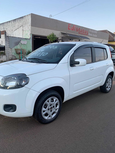 Imagem 1 de 8 de Fiat Uno 2016 1.0 Vivace Flex 3p