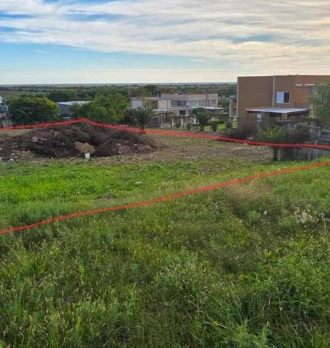 Terreno En Venta, En Esquina, Excelente Vista.