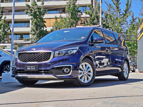 Kia Grand Carnival Limited 2.2 At Crdi