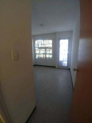 Se Vende Casa De Recuperación Bancaria En C. Del Bosque Las Caobas, Los Héroes Tecámac, Edomex. Arf