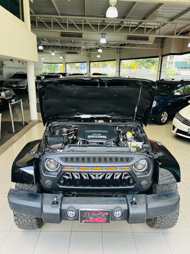 Jeep Wrangler Sahara 2016