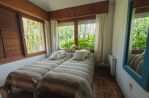 Imagen 11 de 30 de Casa 4 Dormitorios Mansa Con Piscina En Alquiler