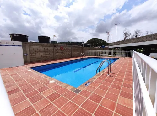 Apartamento En Arriendo En Prados Del Este. Cod A24223