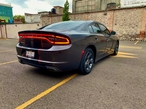 Dodge Charger Stx