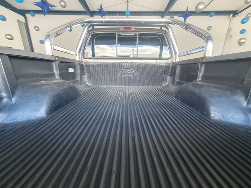Ford F-250 4.2 XLT 4X2 CS TURBO INTERCOOLER DIESEL 2P MANUAL
