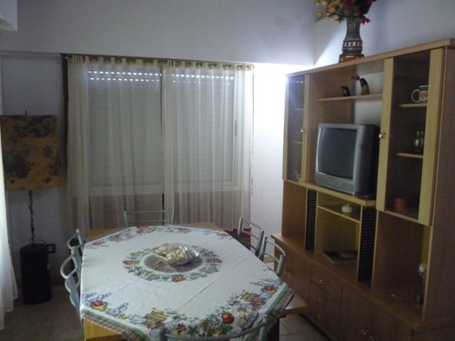 Imagen 10 de 10 de Vendo Complejo De 4 Departamentos Juntos O Separados