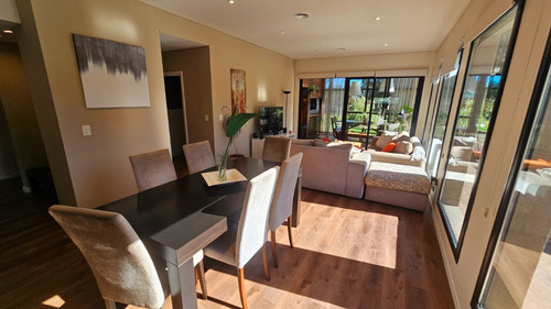 En Venta. Casa De 4 Ambientes Con Quincho Y Pileta. Haras Del Mar. Santa Clara Del Mar.