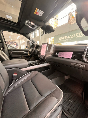 RAM 1500 3.0 Laramie 4X4 At8